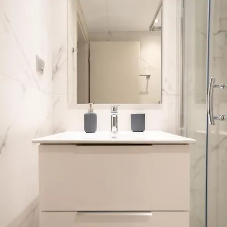 A17 Modern & Cosy 2R Flat Up To 4Ppl Near Parthenon Apartment Athens Exterior photo