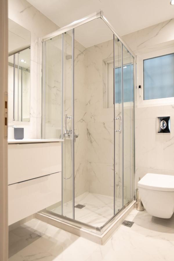 Apartment A17 Modern & Cosy 2r Flat Up To 4ppl Near Parthenon Athens